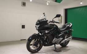 SUZUKI GSR250F 2011