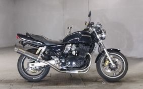 SUZUKI INAZUMA 400 GK7BA
