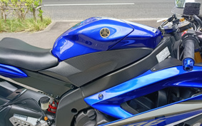 YAMAHA YZF-R6 2006 RJ12