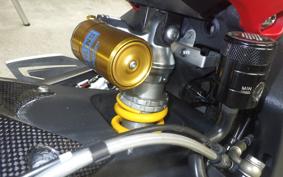 TRIUMPH DAYTONA 675 R 2016