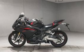HONDA CBR250RR MC51