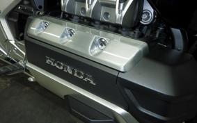 HONDA GL 1800 GOLD WING TOUR DCT 2021 SC79