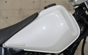 YAMAHA TW225 DG09J