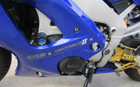 YAMAHA YZF-R1 2000 RN04