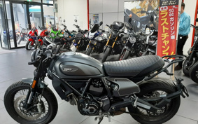 DUCATI  DUCATI  SCRAMBLER  NIGHT  SHIFT  2021 3K00