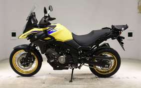 SUZUKI Vｽﾄﾛｰﾑ650XTA 2023 C733M
