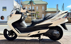 SUZUKI SKYWAVE 250M CJ45A