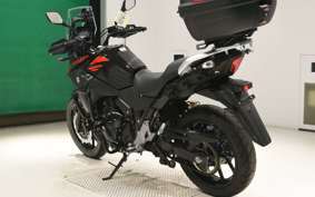 SUZUKI Vｽﾄﾛｰﾑ250A