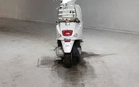VESPA PRIMA BEIGE RA125 ..
