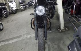 TRIUMPH STREET TWIN 900 2019