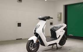 HONDA EM1 e: 2025 EF16