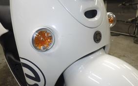 YAMAHA E-VINO SY11J
