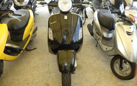 VESPA GT200L