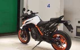 KTM 890 DUKE R 2021