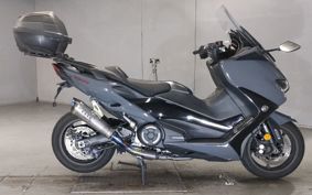 YAMAHA T-MAX 560 SJ19J