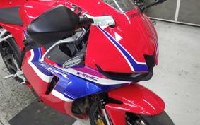 HONDA CBR600RR 2024 PC40