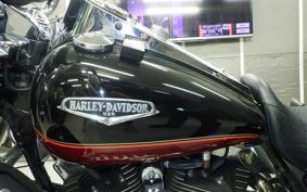 HARLEY FLHRCI 1450 2005