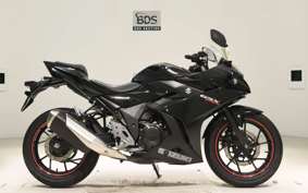 SUZUKI GSX250 R