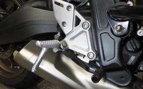 HONDA CB650R E-Clutch 2025 RH17