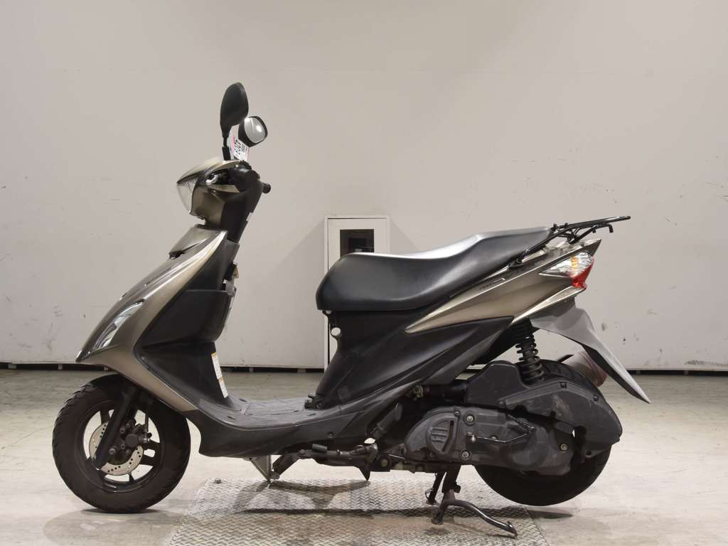 Фото Suzuki ADDRESS V125 S с японского аукциона