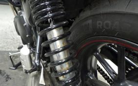 TRIUMPH STREET TWIN 2016