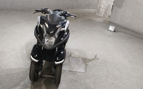 YAMAHA TRICITY 125 SE82J