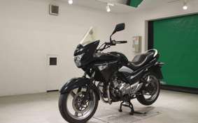 SUZUKI GSR250S 2013