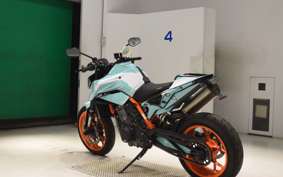 KTM 890 DUKE 2022