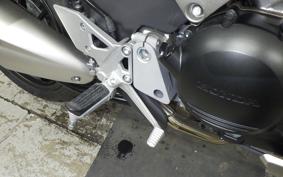 HONDA VFR800X 2015