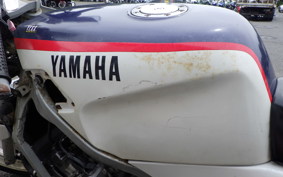 YAMAHA FZR250 2KR