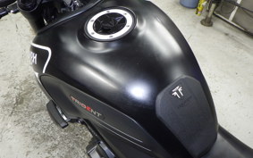 TRIUMPH TRIDENT 660 2023