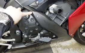 YAMAHA YZF-R1 2005