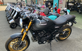 KAWASAKI Z900RS SE 2025 ZR900K