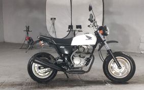 HONDA APE100 HC07
