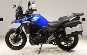 SUZUKI Vｽﾄﾛｰﾑ250A