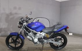 HONDA VTR 250 MC33