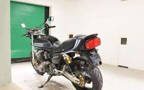 HONDA CB750F B 2018 RC04