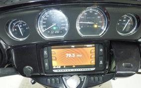 HARLEY FLHXSE 1800CVO 2015