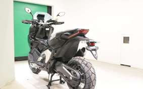 HONDA X-ADV 750 2026 RH21