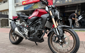 HONDA CB250R MC52