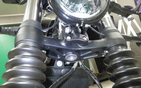 TRIUMPH BONNEVILLE BOBBER 2023