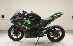 KAWASAKI NINJA 400 2022 EX400L
