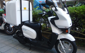 YAMAHA  GEAR  PARKING  STAND  UA08J