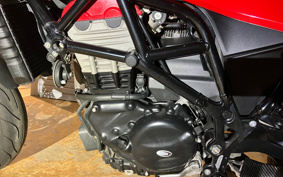 HUSQVARNA HUSQUARNA NUDA 900 R 2013 ZKHA700