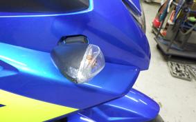 SUZUKI GSX250RA