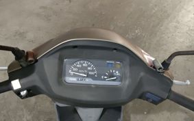 SUZUKI VECSTAR125 CF42A