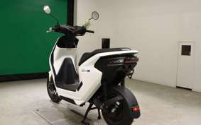 HONDA EM1E: 2014 EF16