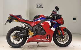 HONDA CBR600RR 2021 PC40