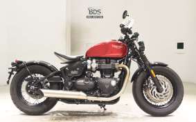 TRIUMPH BONNEVILLE BOBBER 2022
