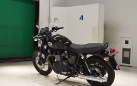 TRIUMPH BONNEVILLE T100 2016